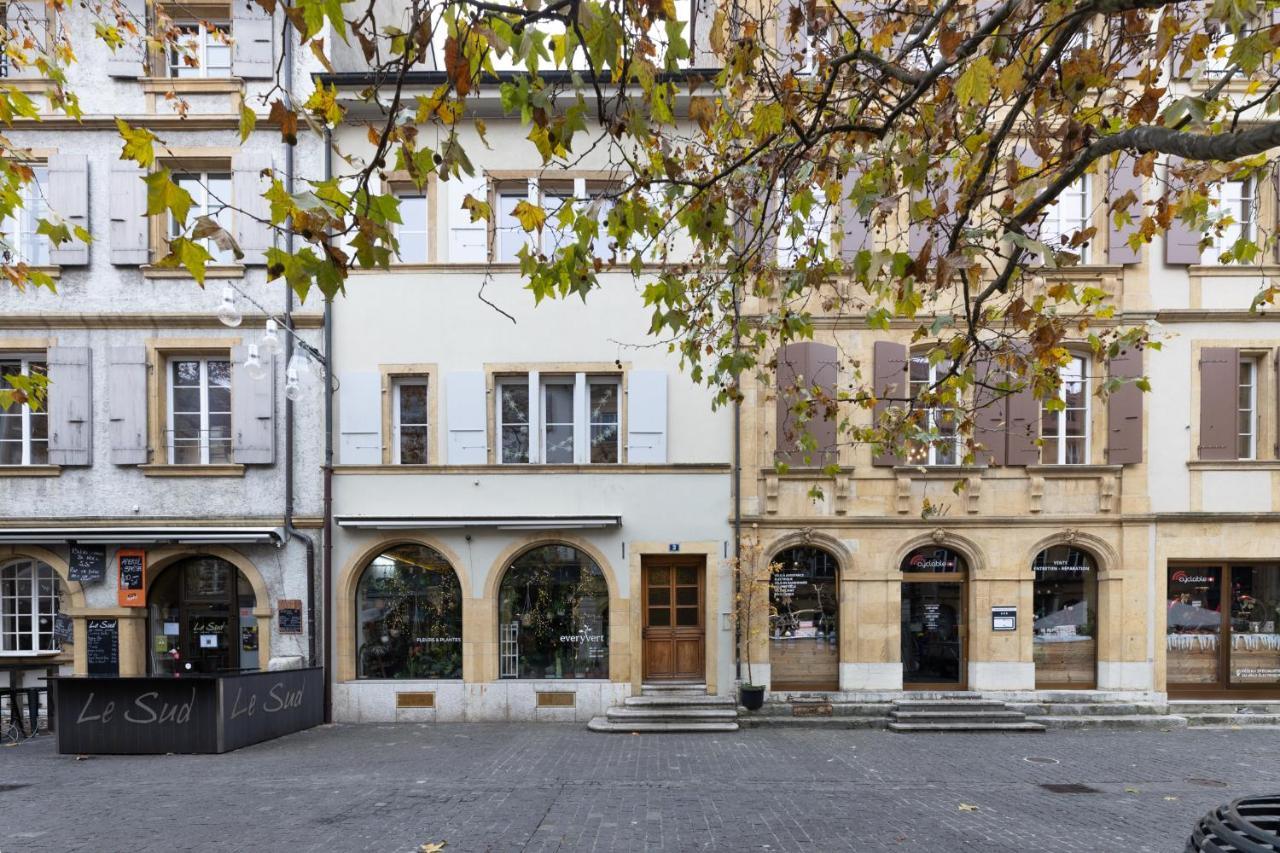 V&V Centre Neuchâtel Esterno foto